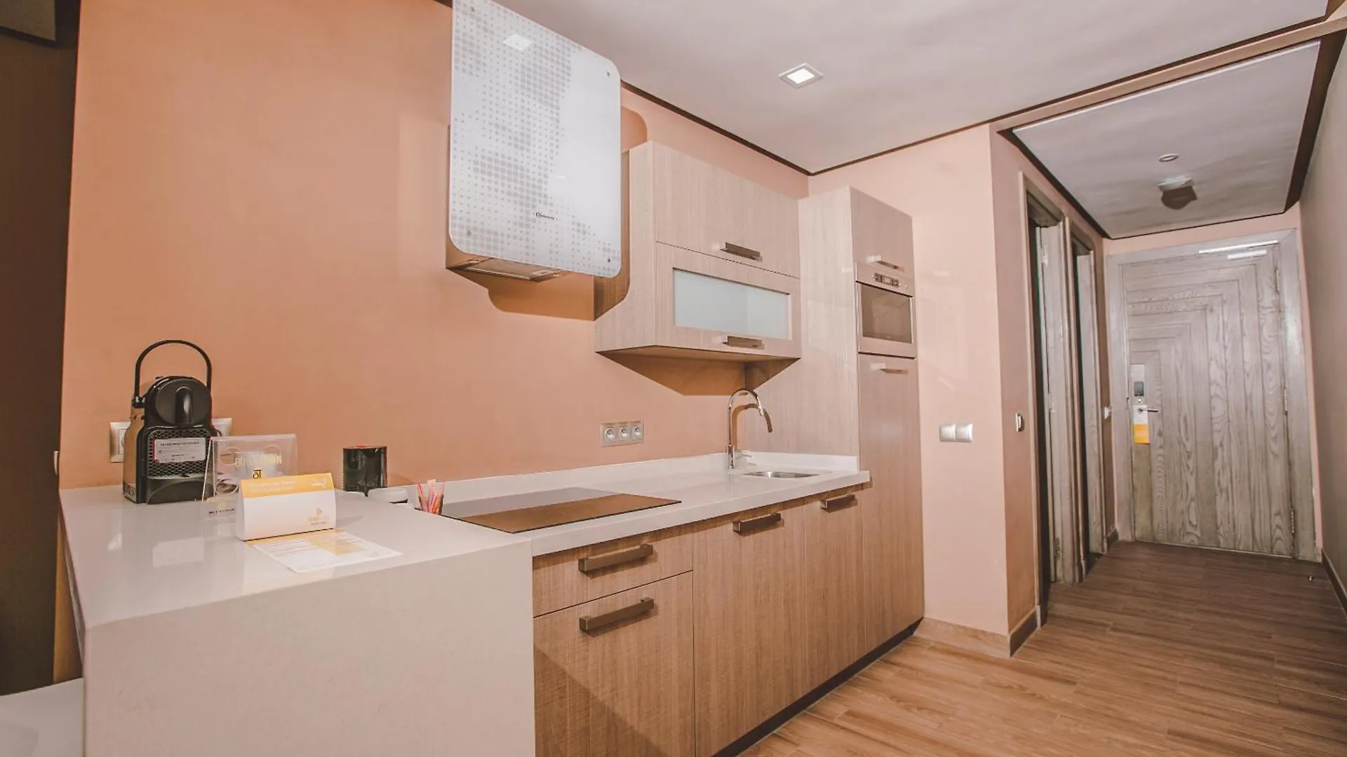 Down Town Hotel By Business&Leisure Hotels Casablanca 4*,